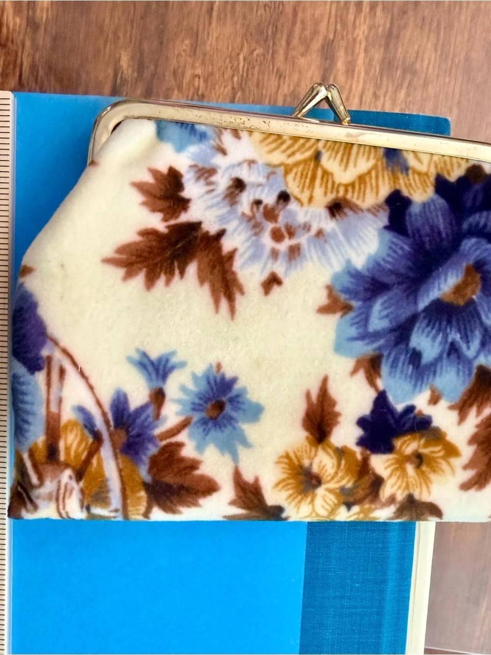 Vintage Floral Velvet Kiss-Lock Purse Set | 3-Piece Retro Coin Purse Set | 60’s